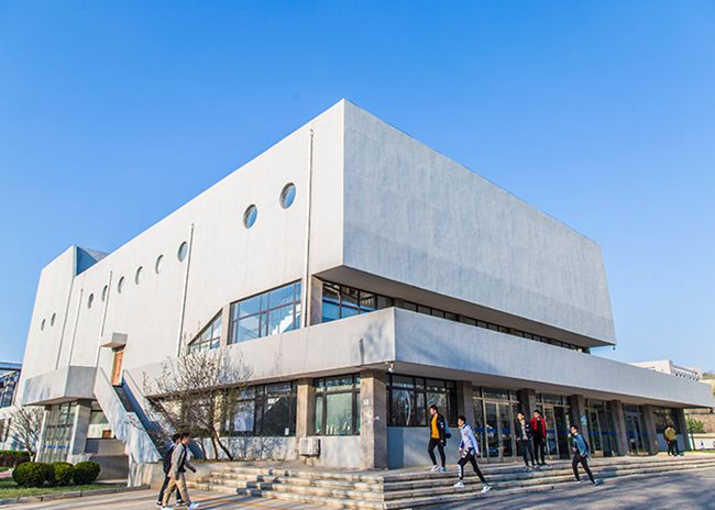 2026年成都師上高中招生計(jì)劃及錄取要求