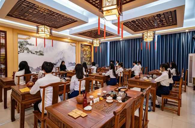 2026年成都師上高中招生計(jì)劃及錄取要求