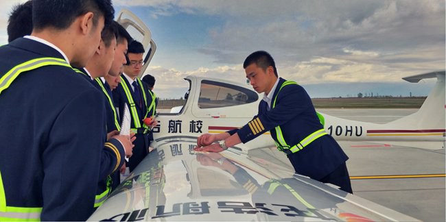 四川五月花技師學(xué)院2026年學(xué)費(fèi),各招生專業(yè)收費(fèi)標(biāo)準(zhǔn)