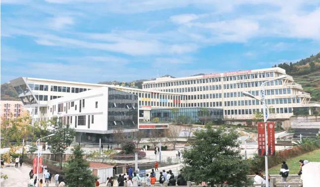 四川五月花技師學(xué)院2026年學(xué)費(fèi),各招生專業(yè)收費(fèi)標(biāo)準(zhǔn)