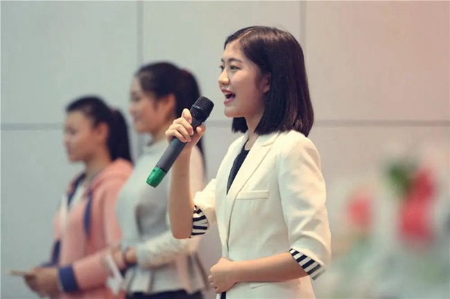 報(bào)讀成都希望職業(yè)學(xué)校需要考試嗎,讀郫縣希望職校要多高學(xué)歷