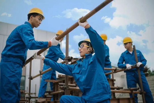 四川城市技師學(xué)院是職高還是技校