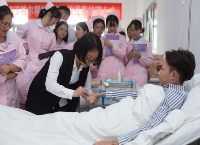 成都希望職業(yè)學(xué)校有普高嗎,郫縣希望職校是高中嗎