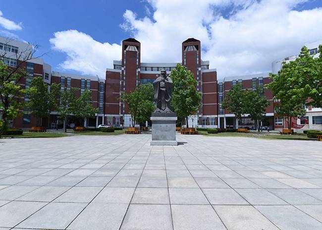 成都五月花職業(yè)學(xué)校有升學(xué)班嗎,四川五月花技師學(xué)院升學(xué)部怎么樣